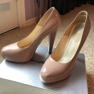 Nude Brian Atwood Pumps. Size 41